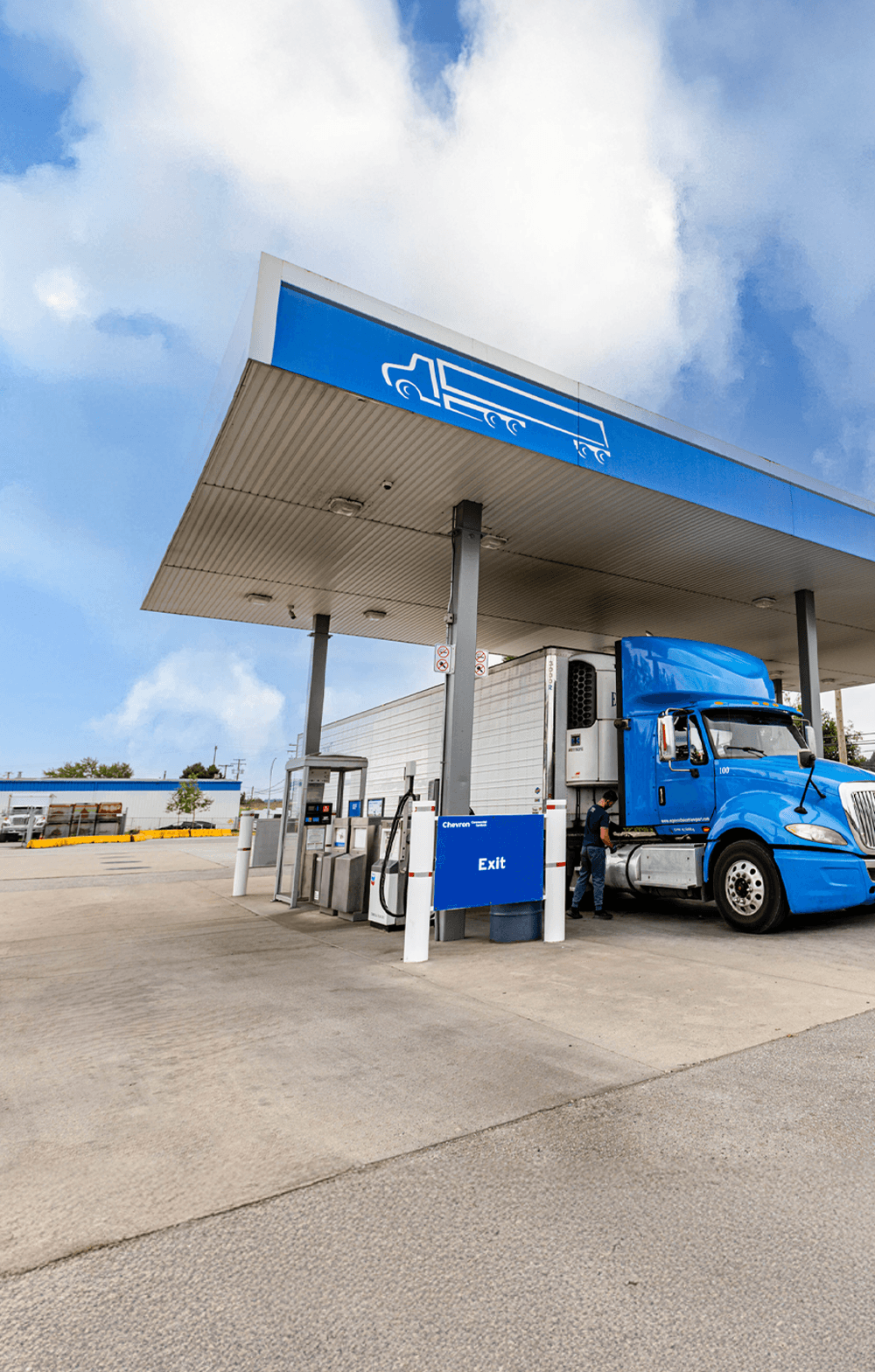 FleetFuels-CardReissueHeroBGv2 mobi